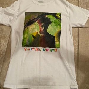 Young never broke again t- shirt to small for me